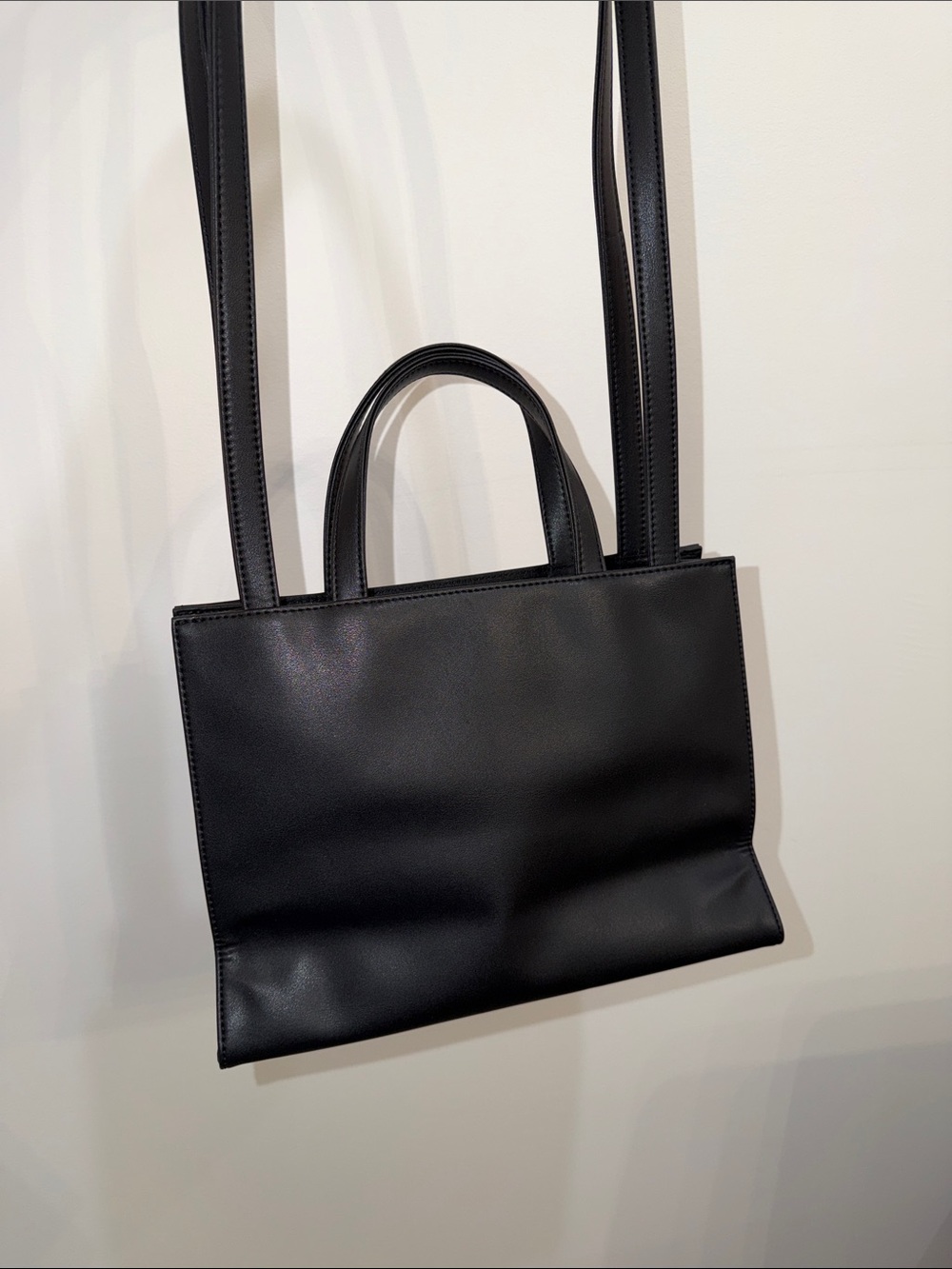 Telfar Shmedium - Picture 10 of 12